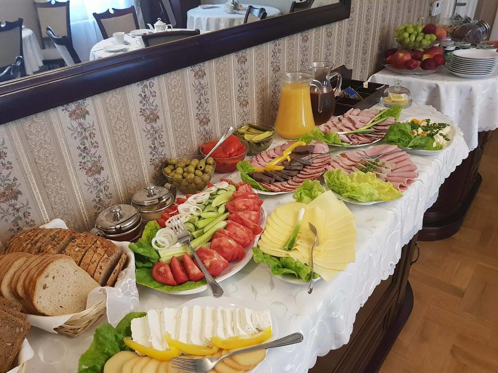 Dworek Ojca Mateusza Sandomierz Kültér fotó